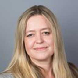 Karen Town headshot